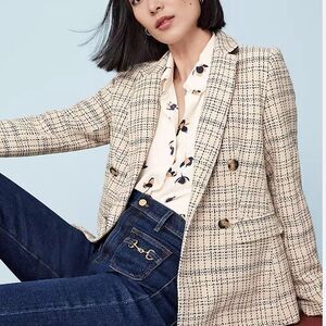 Ann Taylor The Tailored Double Breasted Blazer in Tweed | Size 6
